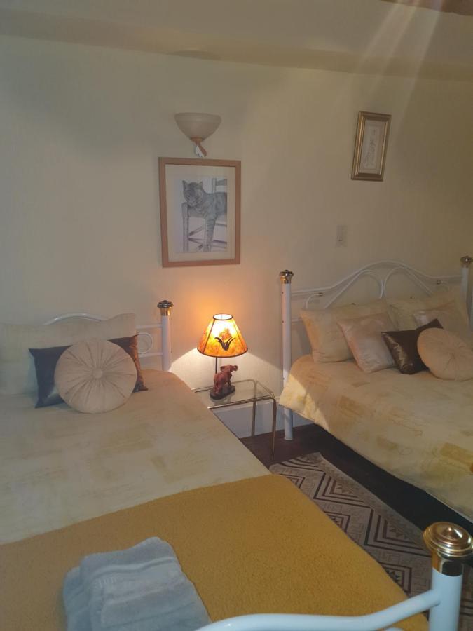 Sunset House Chambres De Hotes Magnac-Laval Экстерьер фото